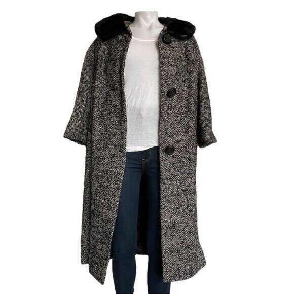 Vintage Livingston Bros Berriege Wool Fur Coat Black & White Fur CollarJacket Si
